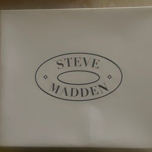 Steve Madden high heel shoes